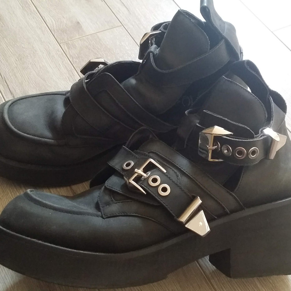 Jeffrey Campbell Coltrane in Size 10